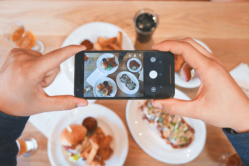 4. Réseaux sociaux_Facebook Pizza_pizzadoor