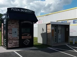 trouver-implantation-ideale-distributeur-automatique-de-pizzas-fraîches-pizzadoor-Blackbox_PizzaDoor_ADIAL